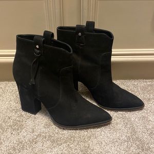 Sam Edelman Niomi Bootie 🖤